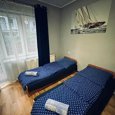 Trzy Kotwice Jedna Minuta Do Morza I Centrum Maison d'hôtes Jastrzębia Góra