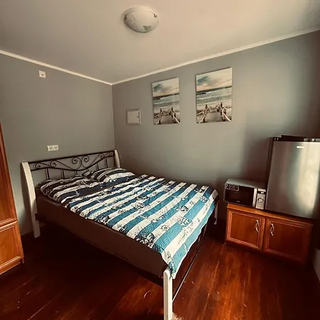 Trzy Kotwice Jedna Minuta Do Morza I Centrum Konukevi Jastrzębia Góra