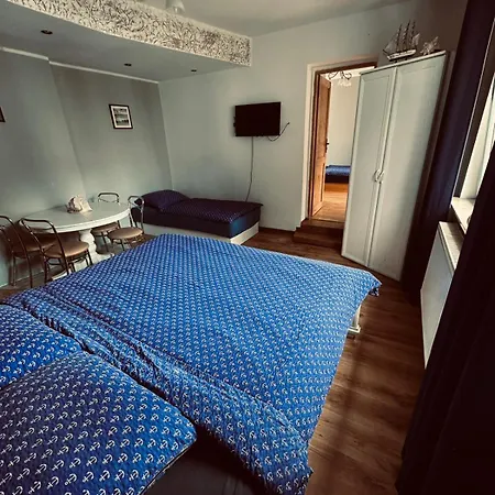 Maison d'hôtes Trzy Kotwice Jedna Minuta Do Morza I Centrum Jastrzębia Góra