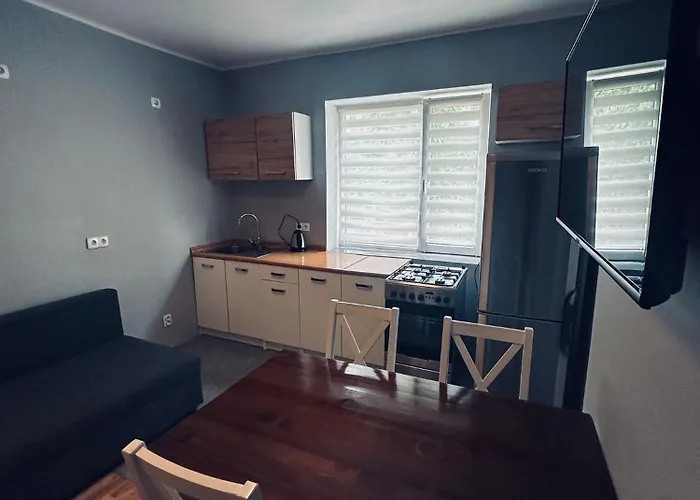 Trzy Kotwice Jedna Minuta Do Morza I Centrum