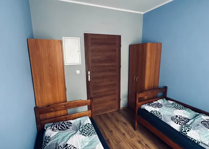 Trzy Kotwice Jedna Minuta Do Morza I Centrum