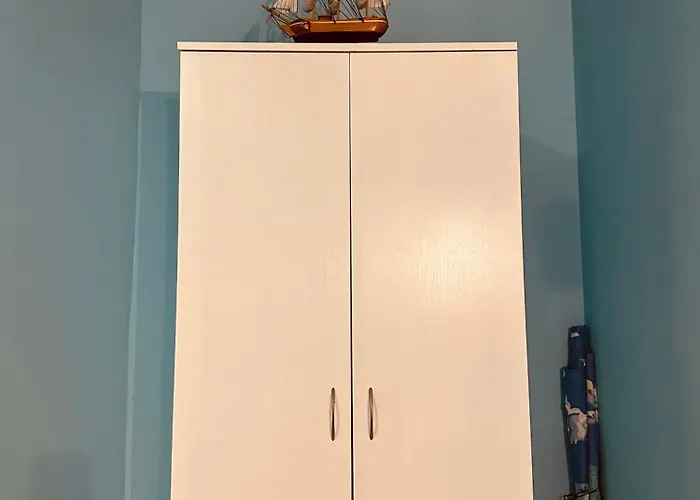 Trzy Kotwice Jedna Minuta Do Morza I Centrum