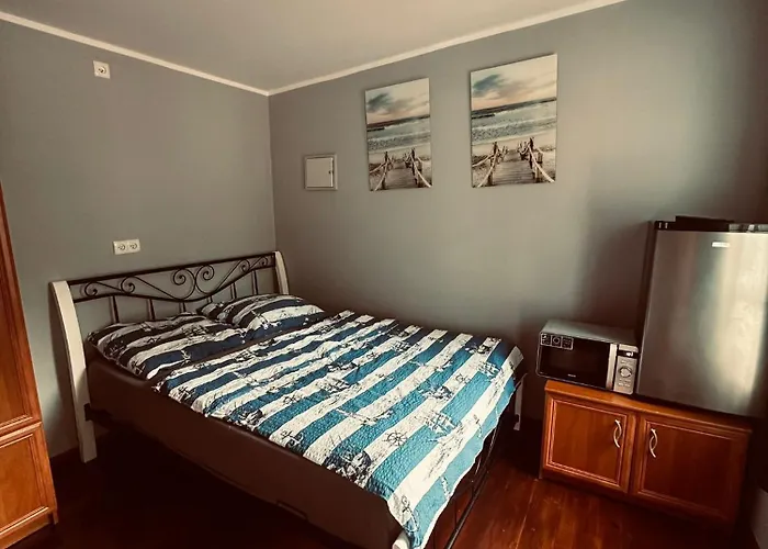 Trzy Kotwice Jedna Minuta Do Morza I Centrum Gasthuis Jastrzębia Góra