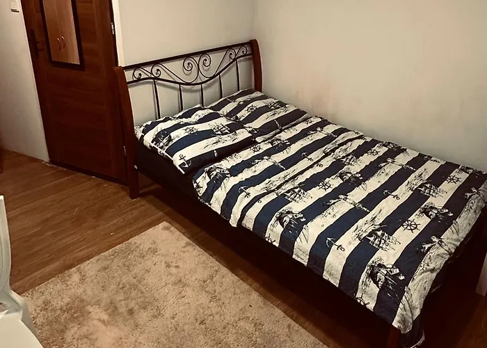 Trzy Kotwice Jedna Minuta Do Morza I Centrum 3* Jastrzębia Góra