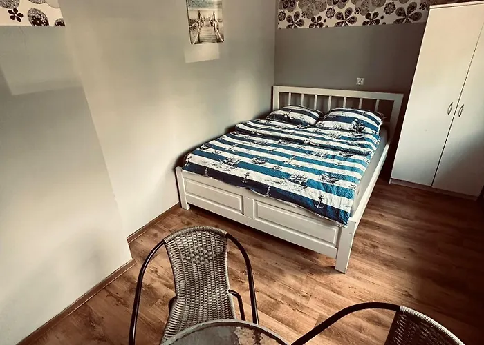 Pensión Trzy Kotwice Jedna Minuta Do Morza I Centrum 3*